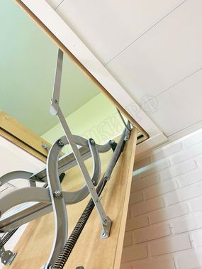 Чердачная лестница Fakro LST Lite 700*800*2800 Чердачная лестница Fakro LST Lite 700*800*2800