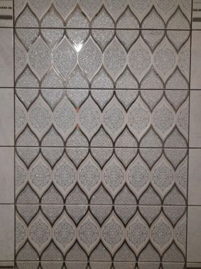 Люк под плитку Нажимной Секрет-Лайт 400*500 Люк под плитку Нажимной Секрет-Лайт 400*500